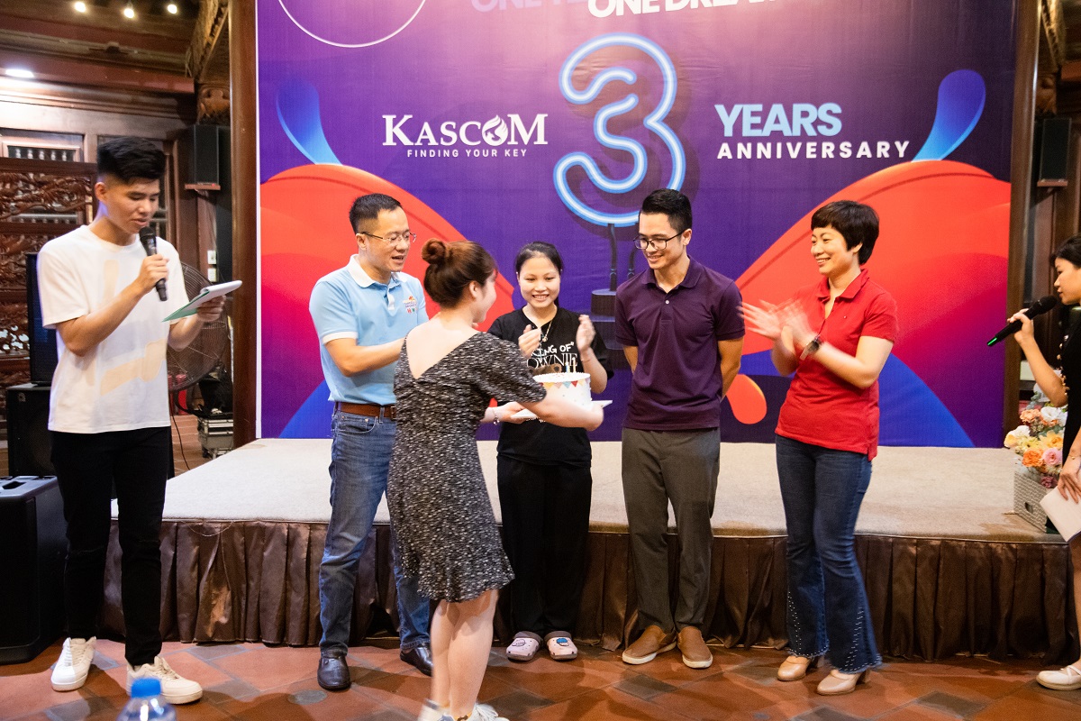 Sinh nhật Kascom 3 tuổi