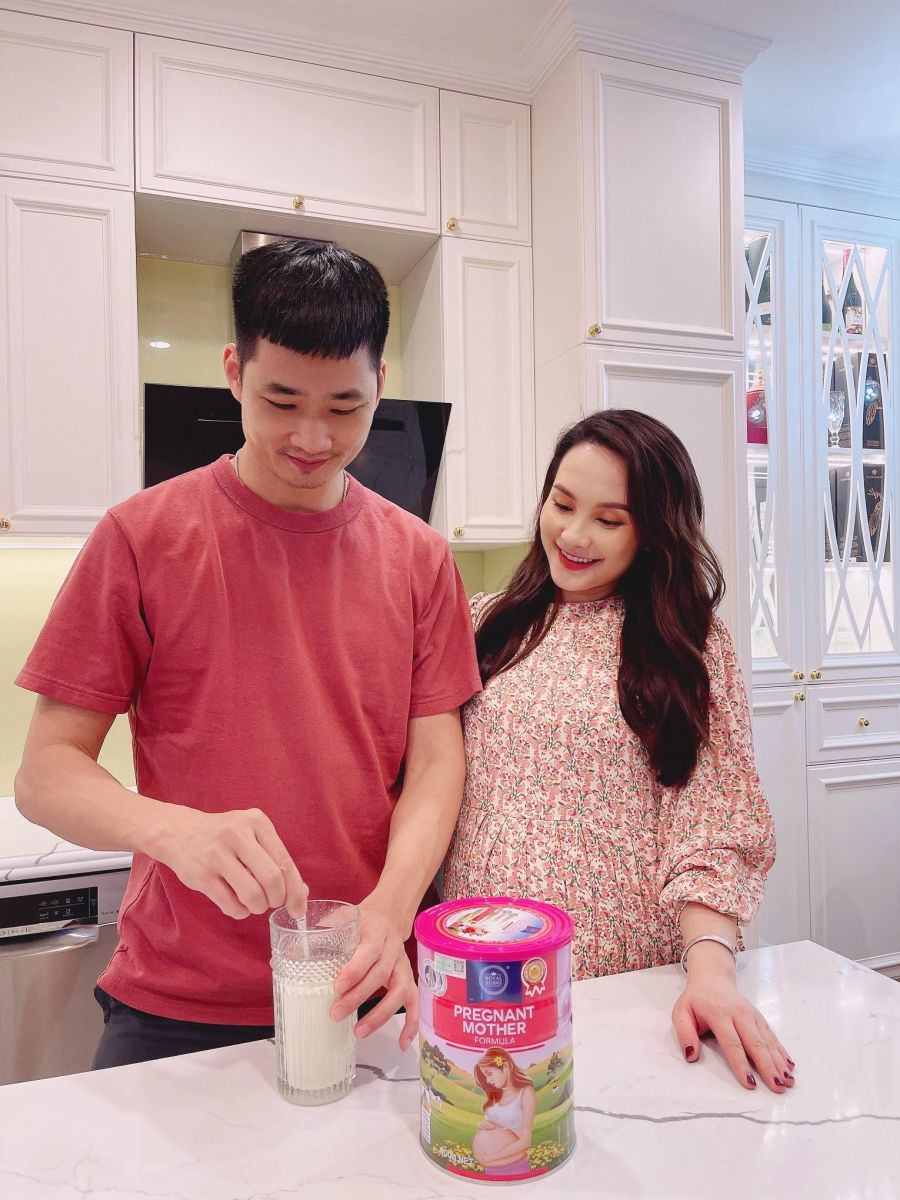 Hai vợ chồng diễn viên Bảo Thanh