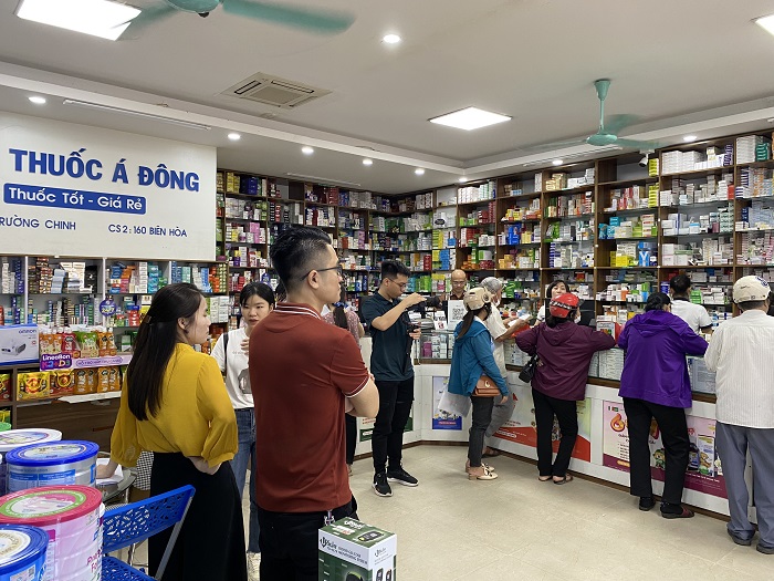 Hậu trường Kasom Media qauy chụp cho Nhà thuốc Á Đông