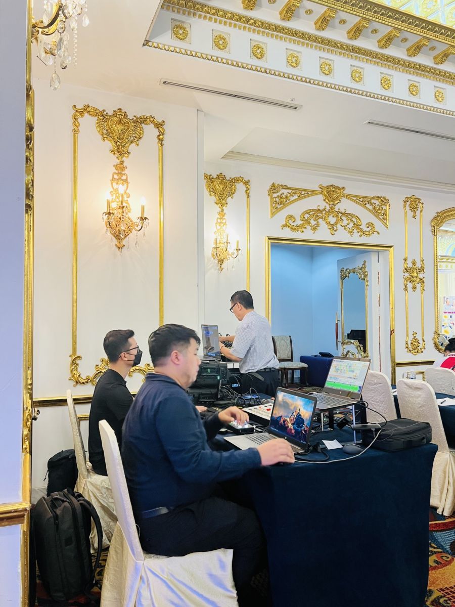Kascom Media - Đơn vị Agency đồng hành cùng Sữa Hoàng Gia ra trong lễ ra mắt sản phẩm mới