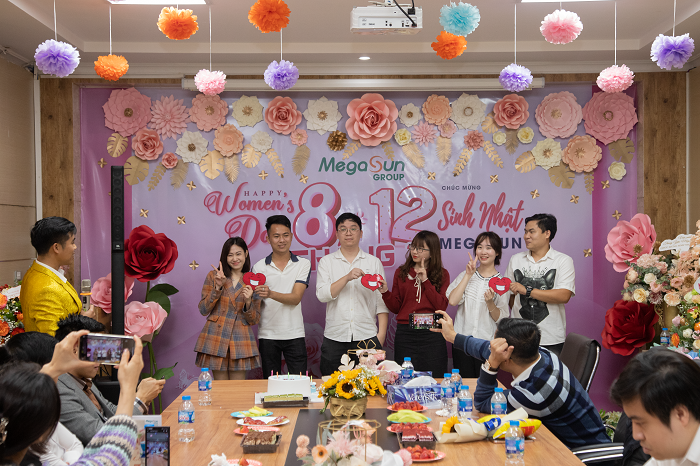 Mừng sinh nhật MegaSun Nhỏ